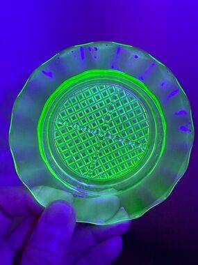 Vintage Uranium Green Glass 4” Coaster /  Condiment Dish